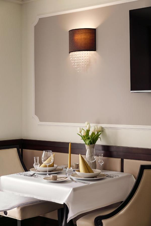 Boutique Hotel Saxonia 카를로비바리 외부 사진